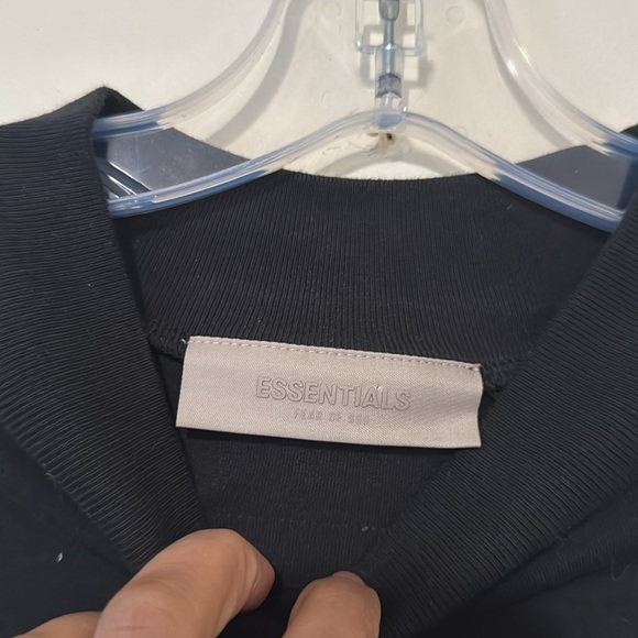 Essentials Fear of God shirt - Picture 7 of 10